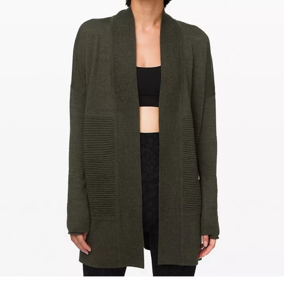 Lululemon Sit In Lotus Wrap II Heathered Dark Olive Size 2 - Picture 1 of 9